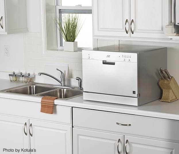 5 SpaceSaving Appliances Small Kitchen Owners Need